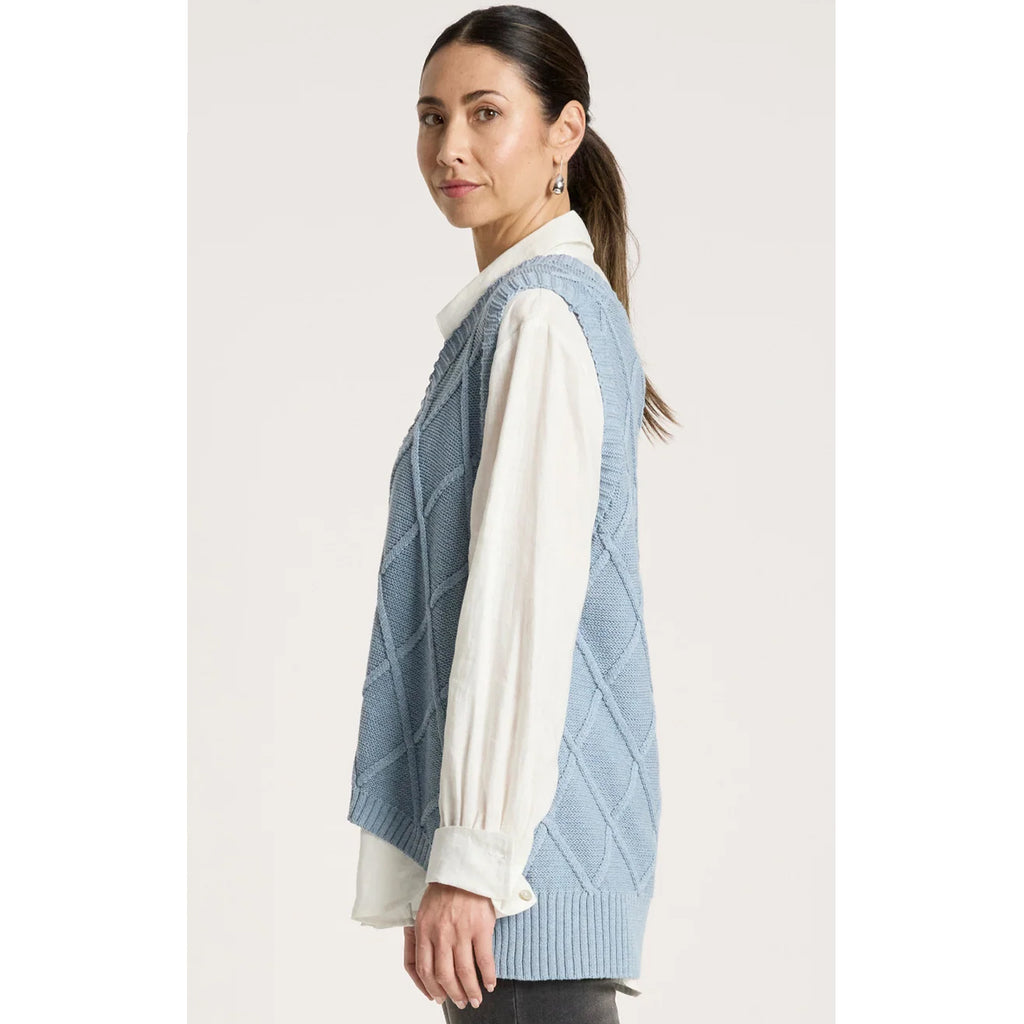 Vest - Liora Knit Lake