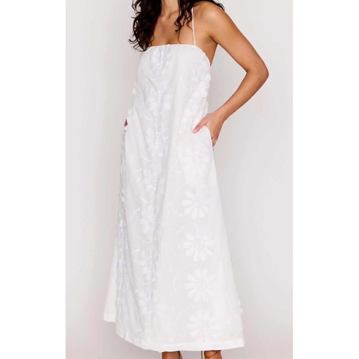 Dress Alessia Lace Back Maxi - White