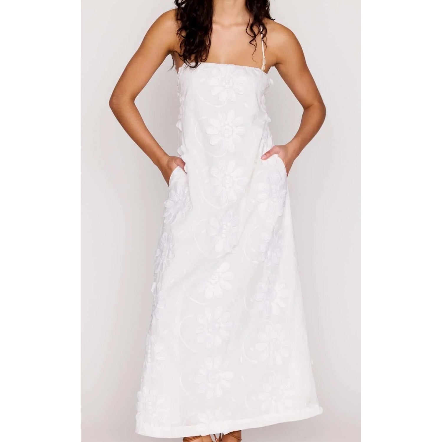 Dress Alessia Lace Back Maxi - White