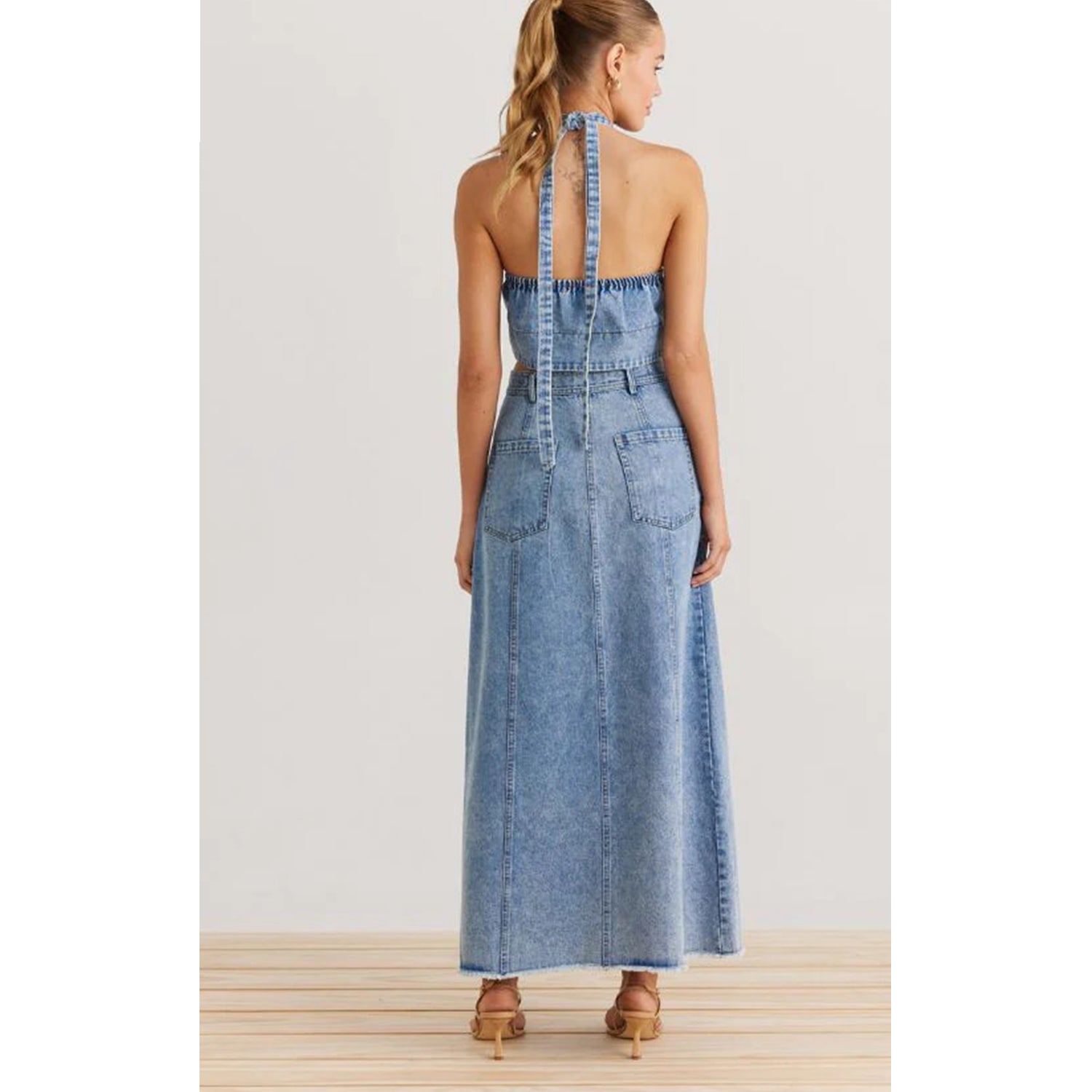 Skirt Moment - Washed Denim