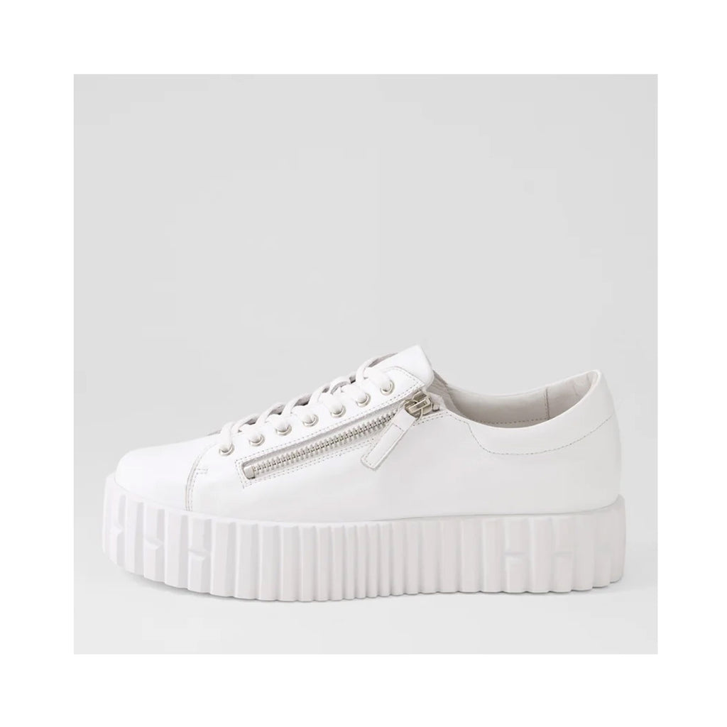 Trainer Bongoe - White