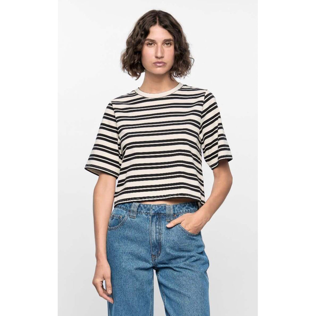 Top Elara Crop Tee