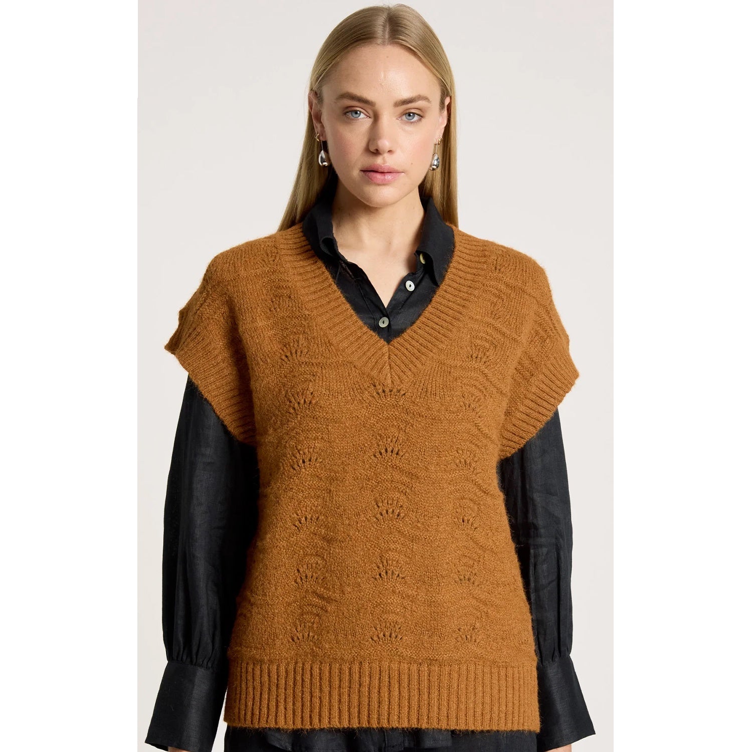 Vest - Orin Knit Caramel