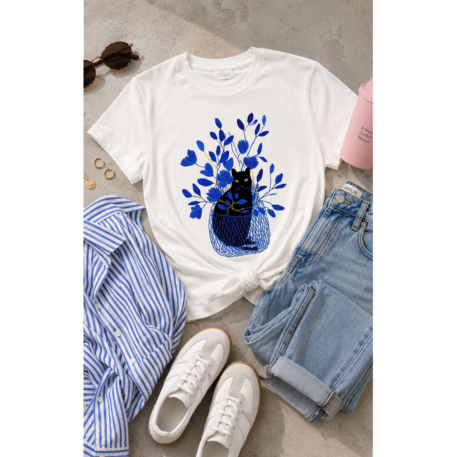 Tshirt White - Black Cat in Basket