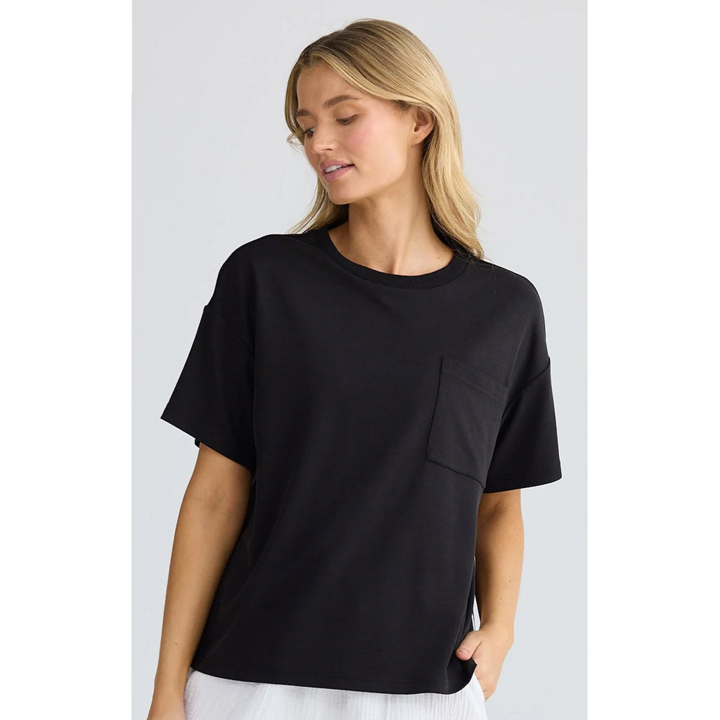 Top Free Time Tee Black