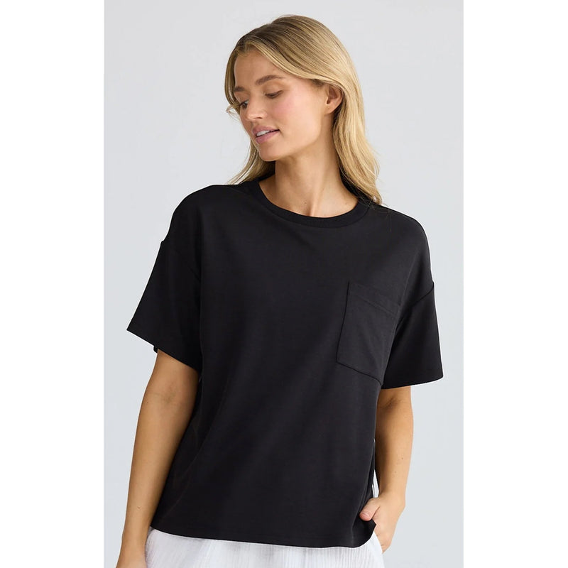 Top Free Time Tee Black