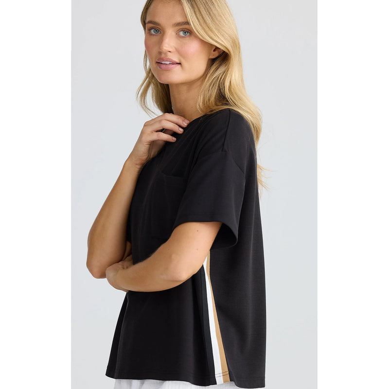 Top Free Time Tee Black