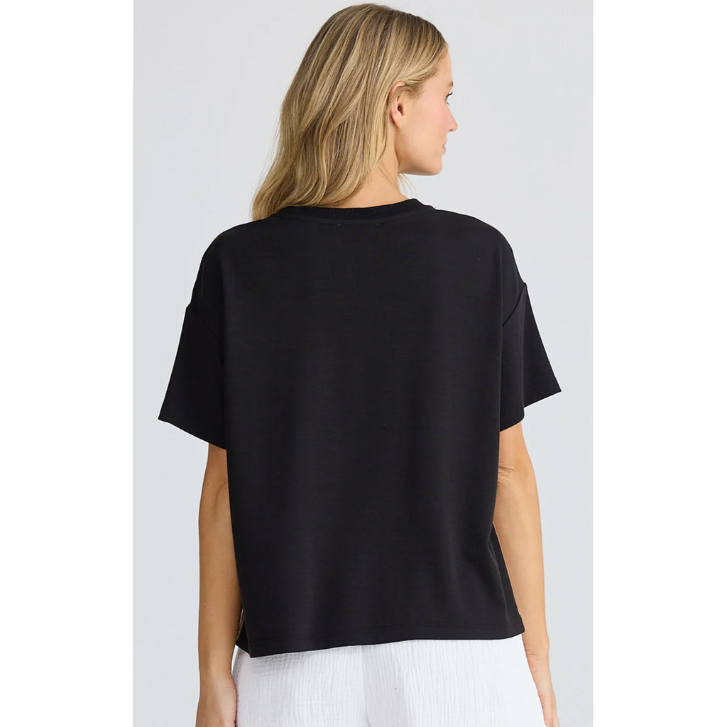 Top Free Time Tee Black