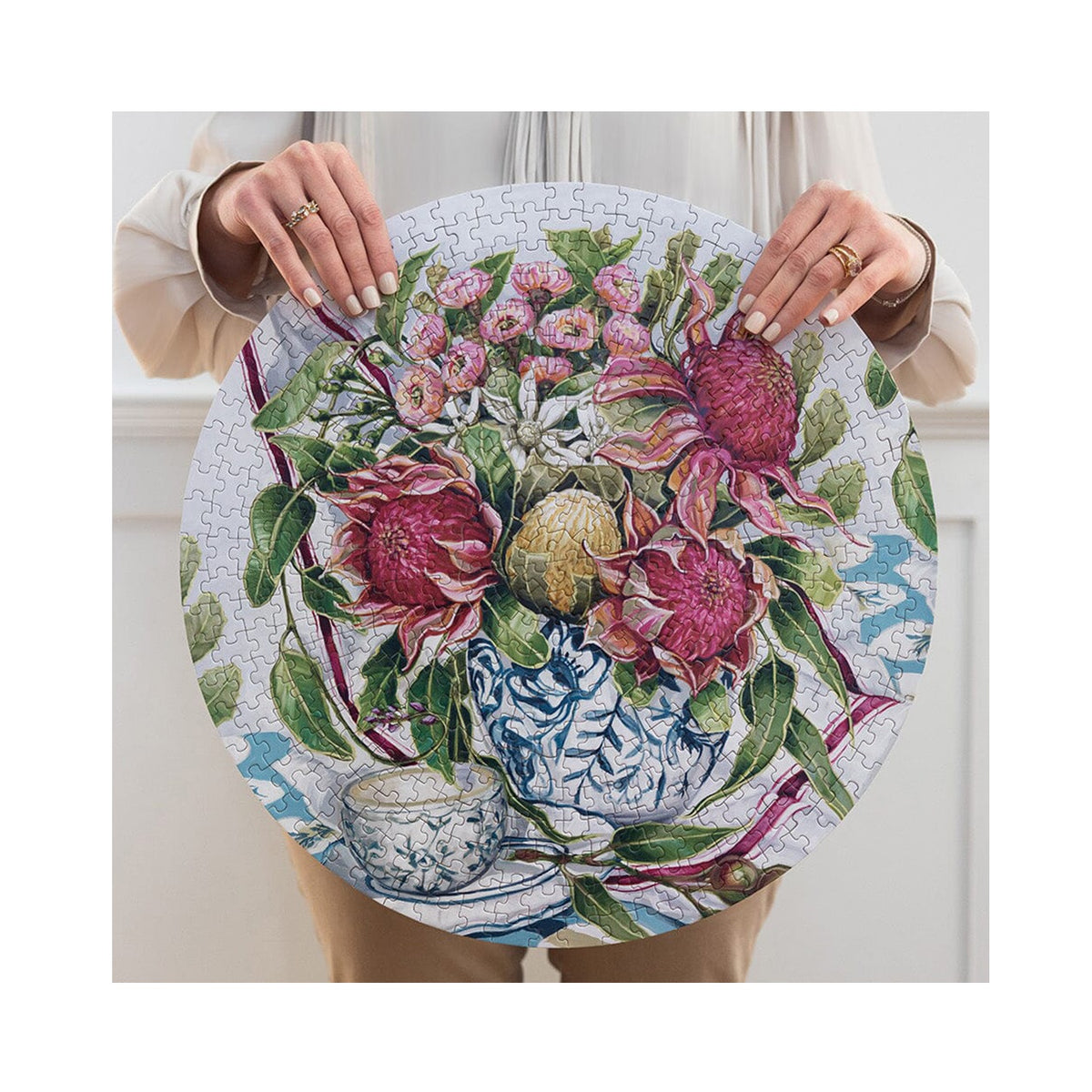 Puzzle Round - Waratah in Blue