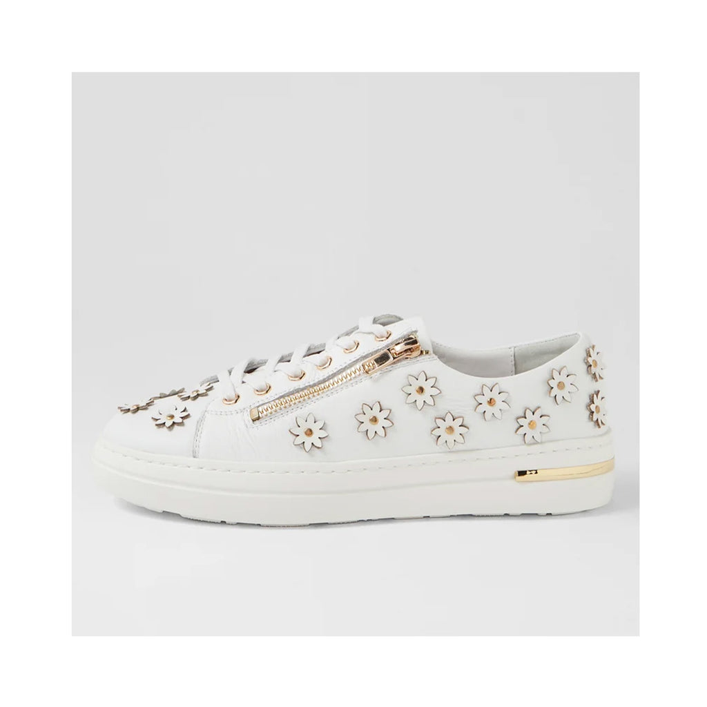 Shoe Wyntendo - White