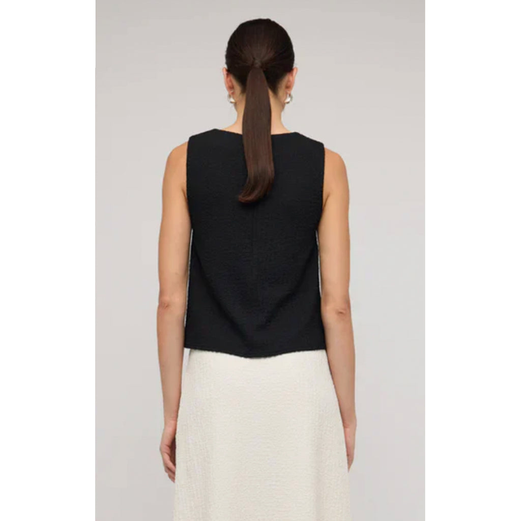 Top Lyric Sleeveless Top Black