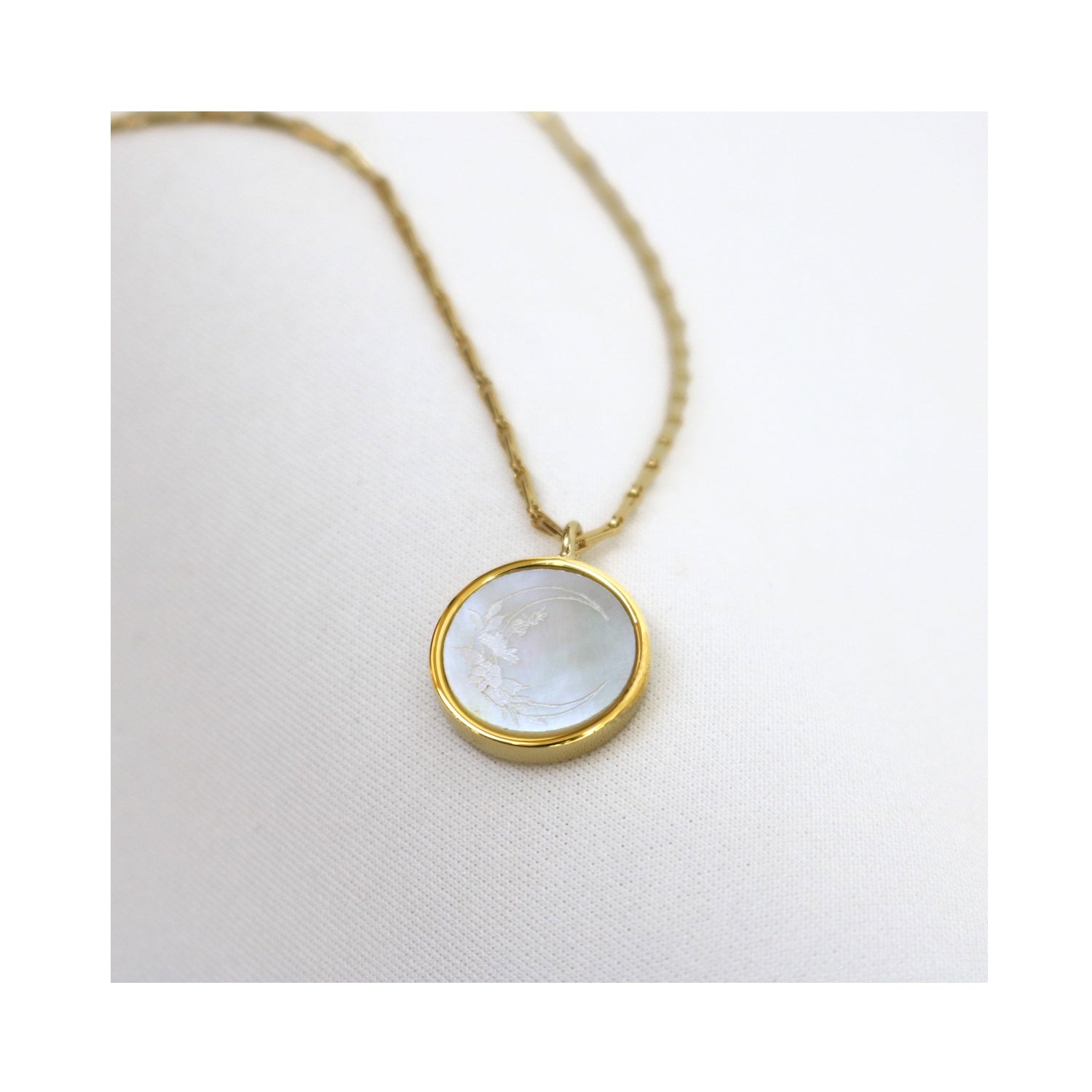 Necklace Seeker - Gold