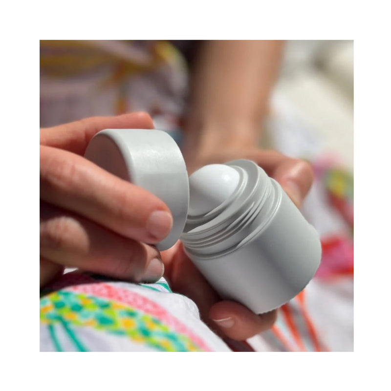 Sunscreen Applicator